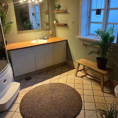 Karensminde Lejlighed *