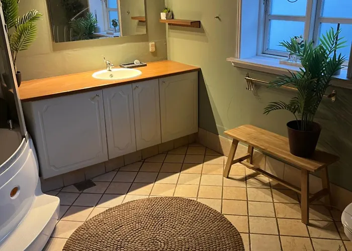 Karensminde Apartment *